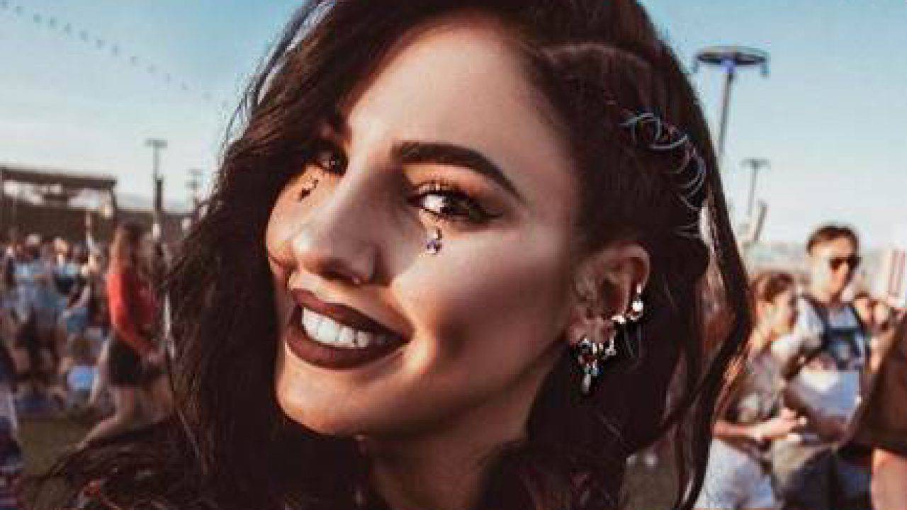 Giulia De Lellis al Coachella: l'abito è trasparente, sotto niente