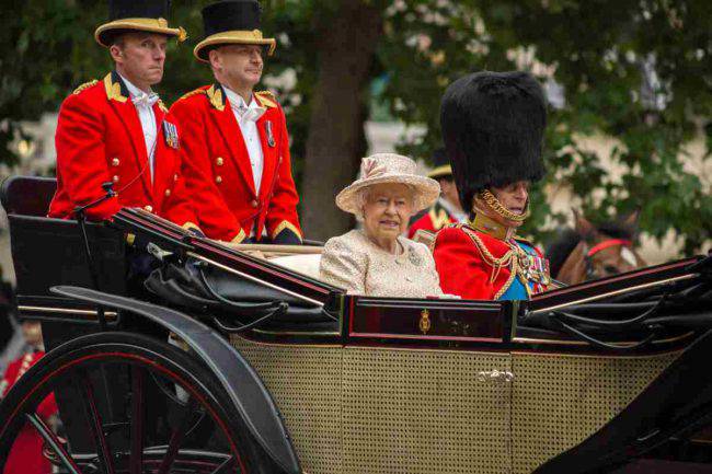 Royal Family: le assurde regole che devono rispettare i reali d'Inghilterra