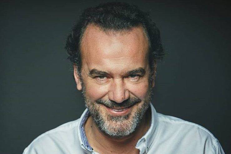 Chi è Manuel Regueiro: età, carriera e vita privata dell'attore protagonista de 'Il Segreto'