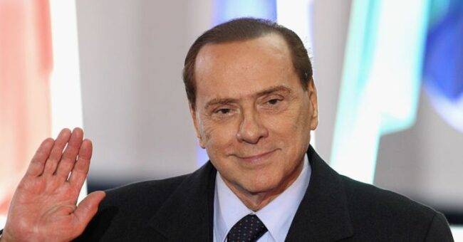 Berlusconi dimesso