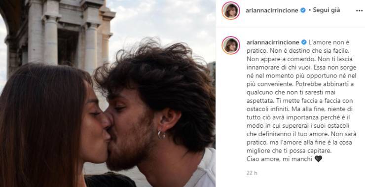 Andrea Cerioli è arrivato giovedì 25 marzo, a L'isola dei famosi: nelle ultime ore, Arianna Cirrincione, la fidanzata del nuovo naufrago, ha scritto un messaggio d'amore per l'uomo