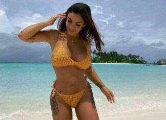 elettra lamborghini bikini maldive