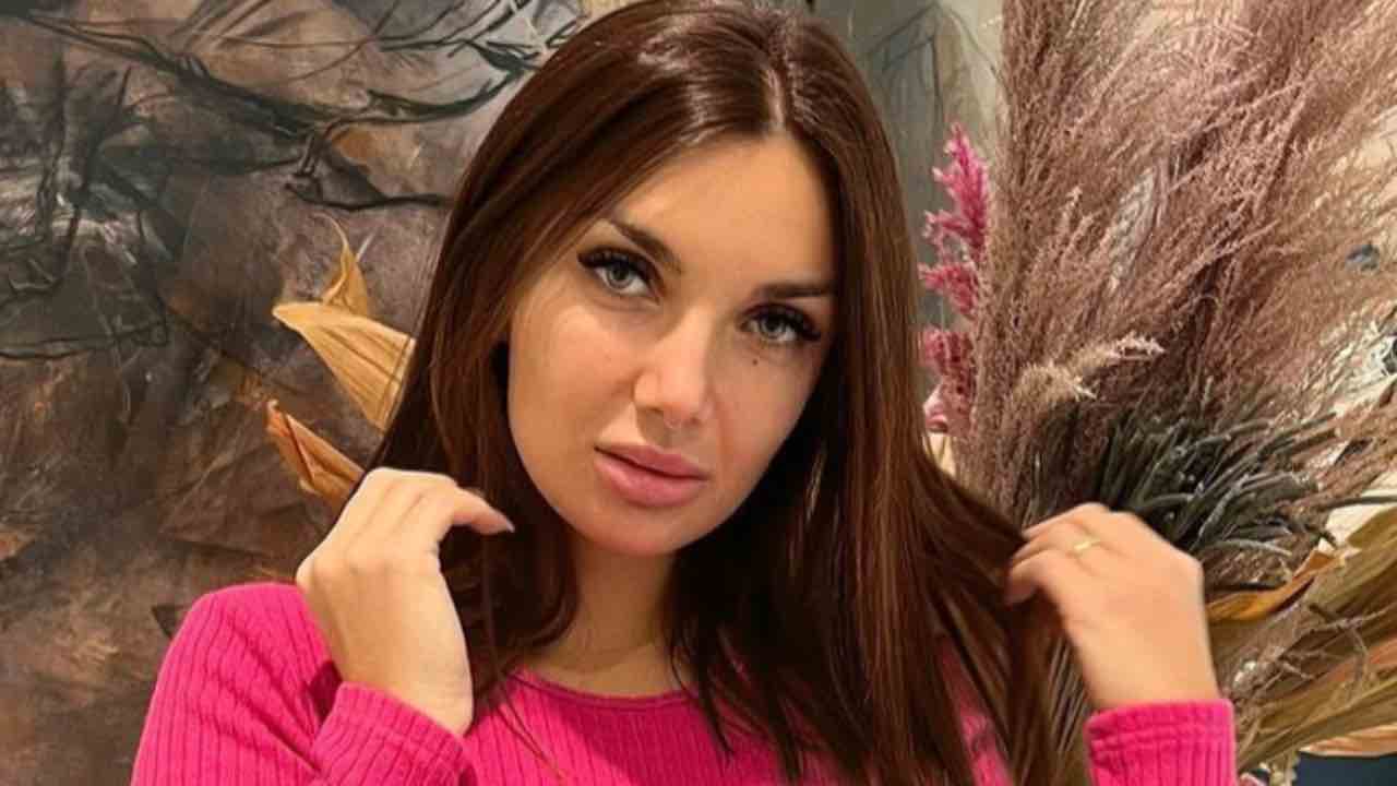 Elettra Lamborghini is like this now, but have you ever seen it as a young girl?  Years have passed