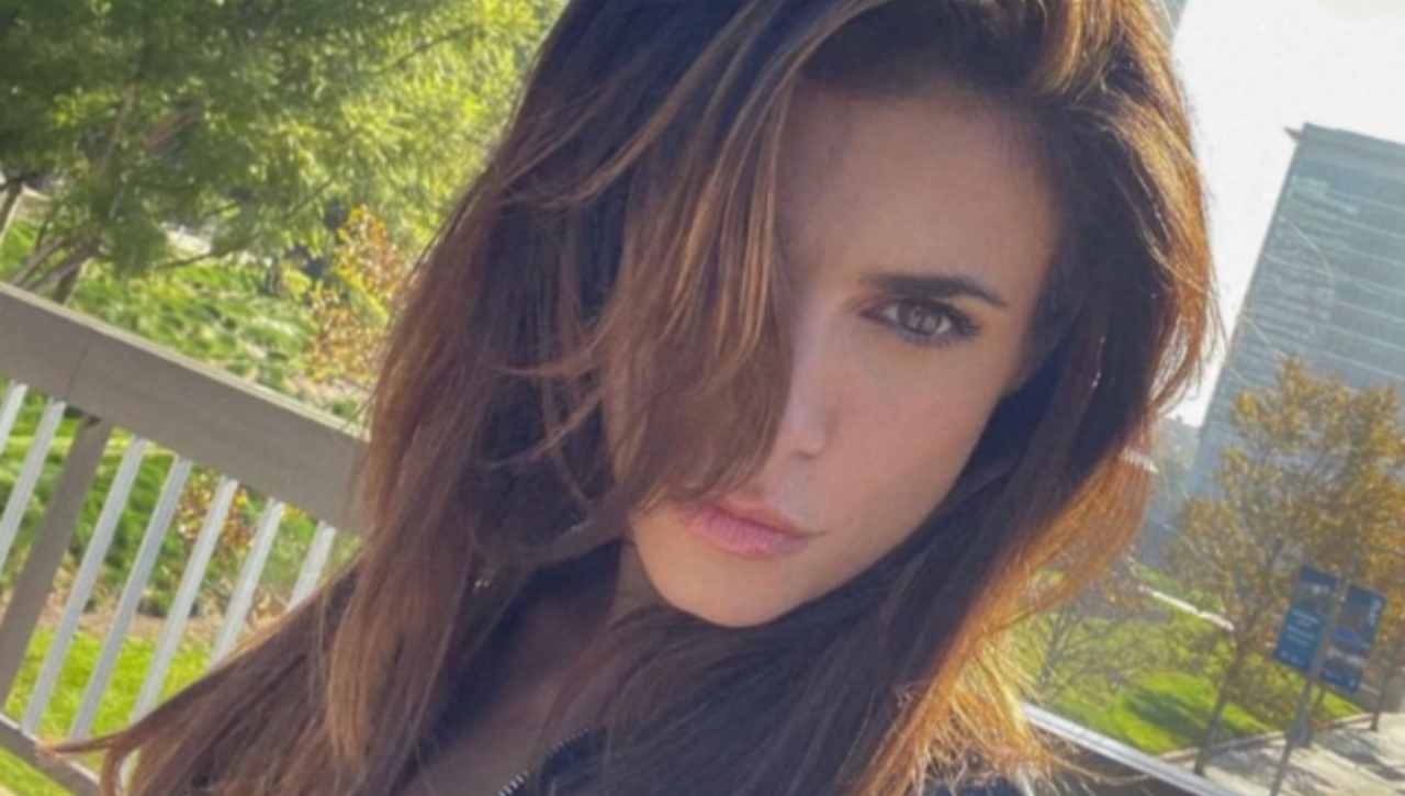 How is Elisabetta Canalis natural: the photo without filters and without make-up