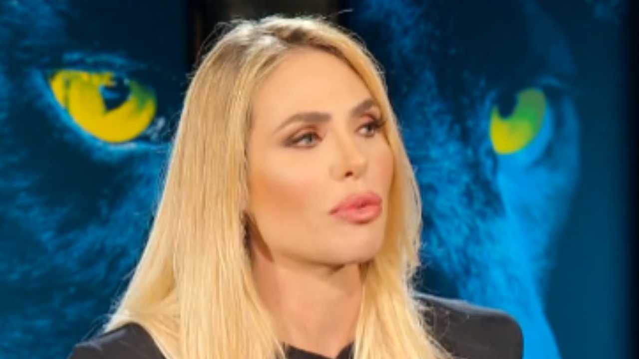 Ilary Blasi, unexpected ‘reaction’ to the media boom on separation