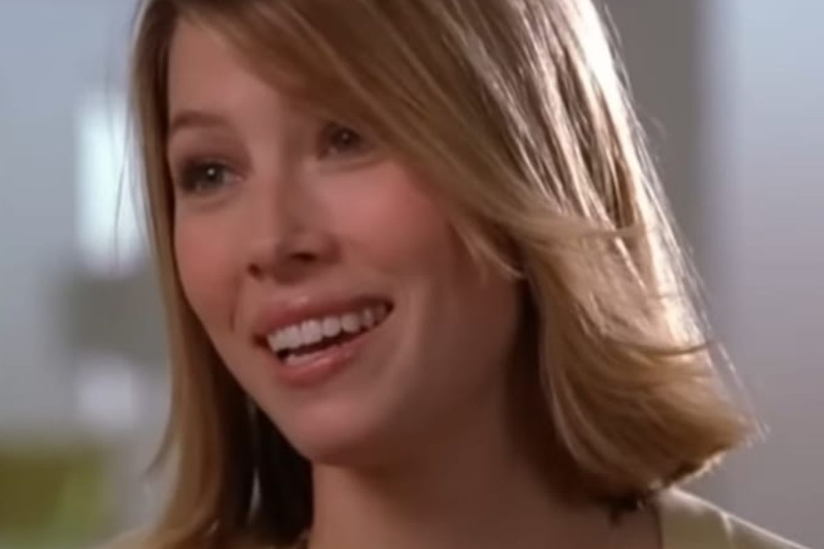 Remember Mary from Seventh Heaven?  Seeing the actress years later will leave you speechless