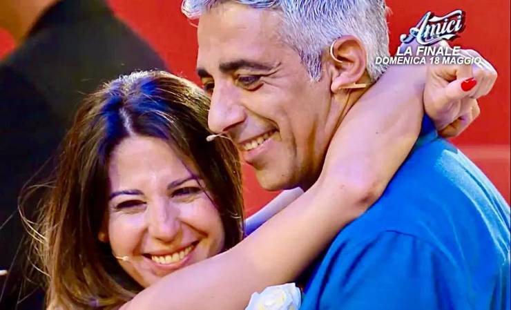 Temptation Island 2025: Rosanna e Giuseppe alla prova dell'amore?