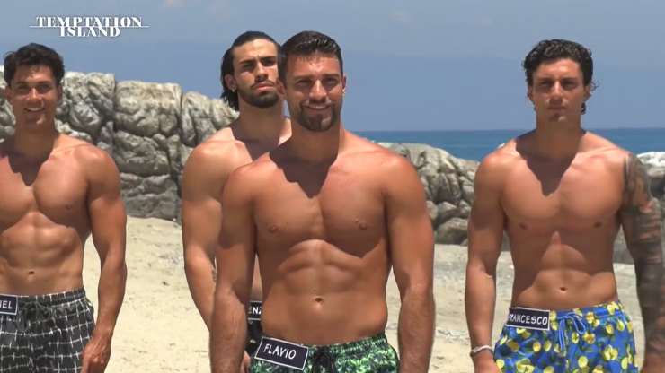 Uomini e donne: il nuovo tronista arriva da Temptation Island ed è il single più desiderato