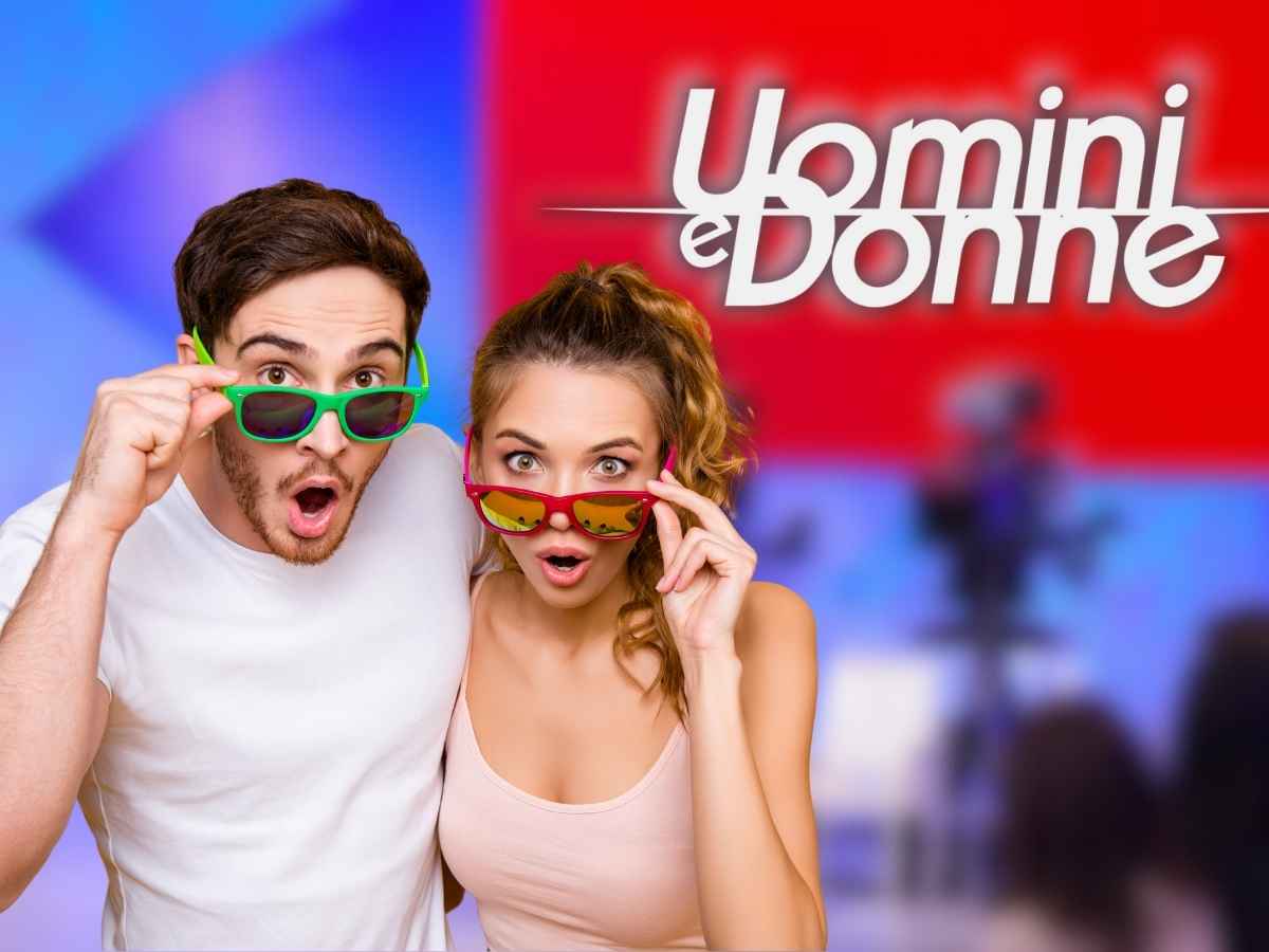 uomini e donne persone stupite
