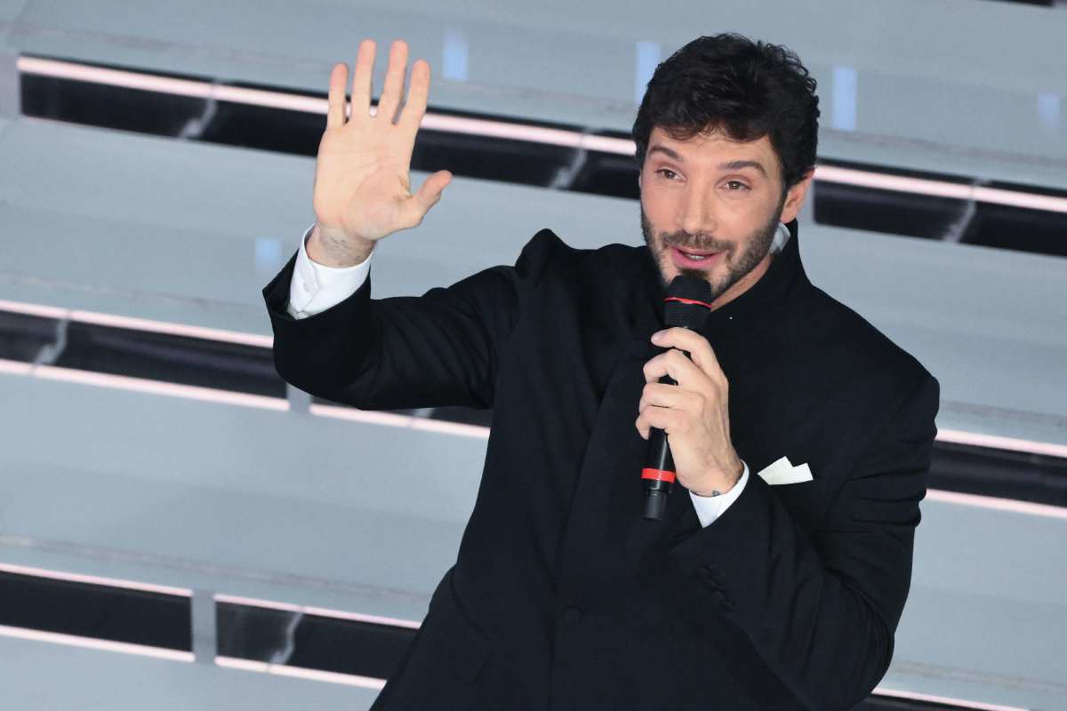 Stefano De Martino e il “mistero” Liberato: il gossip che accende già Sanremo 2027