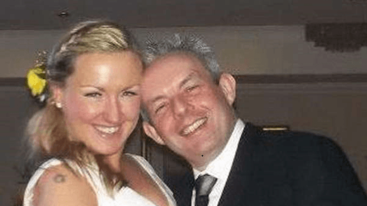 La Moglie Lo Tradisce Dopo 6 Mesi Di Matrimonio Lui Si Vendica Con I Manifesti