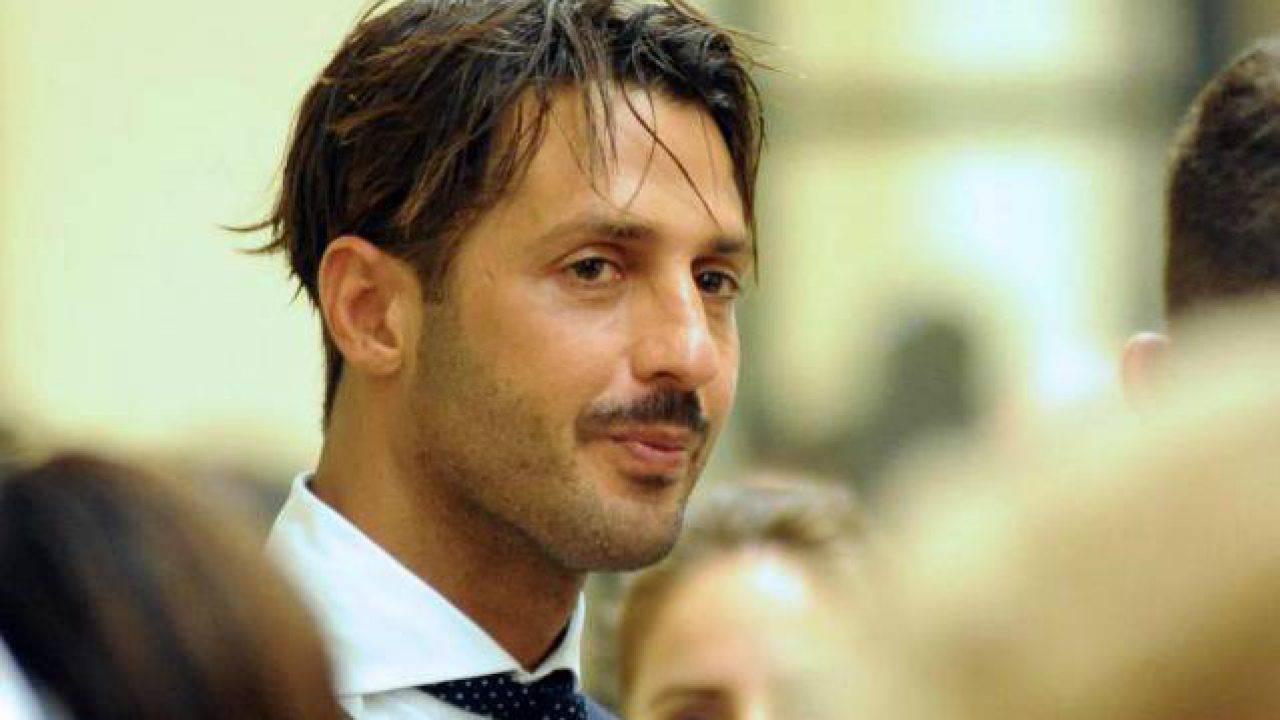 Fabrizio Corona Assolto Il Reato Di Evasione Fiscale Non Sussiste