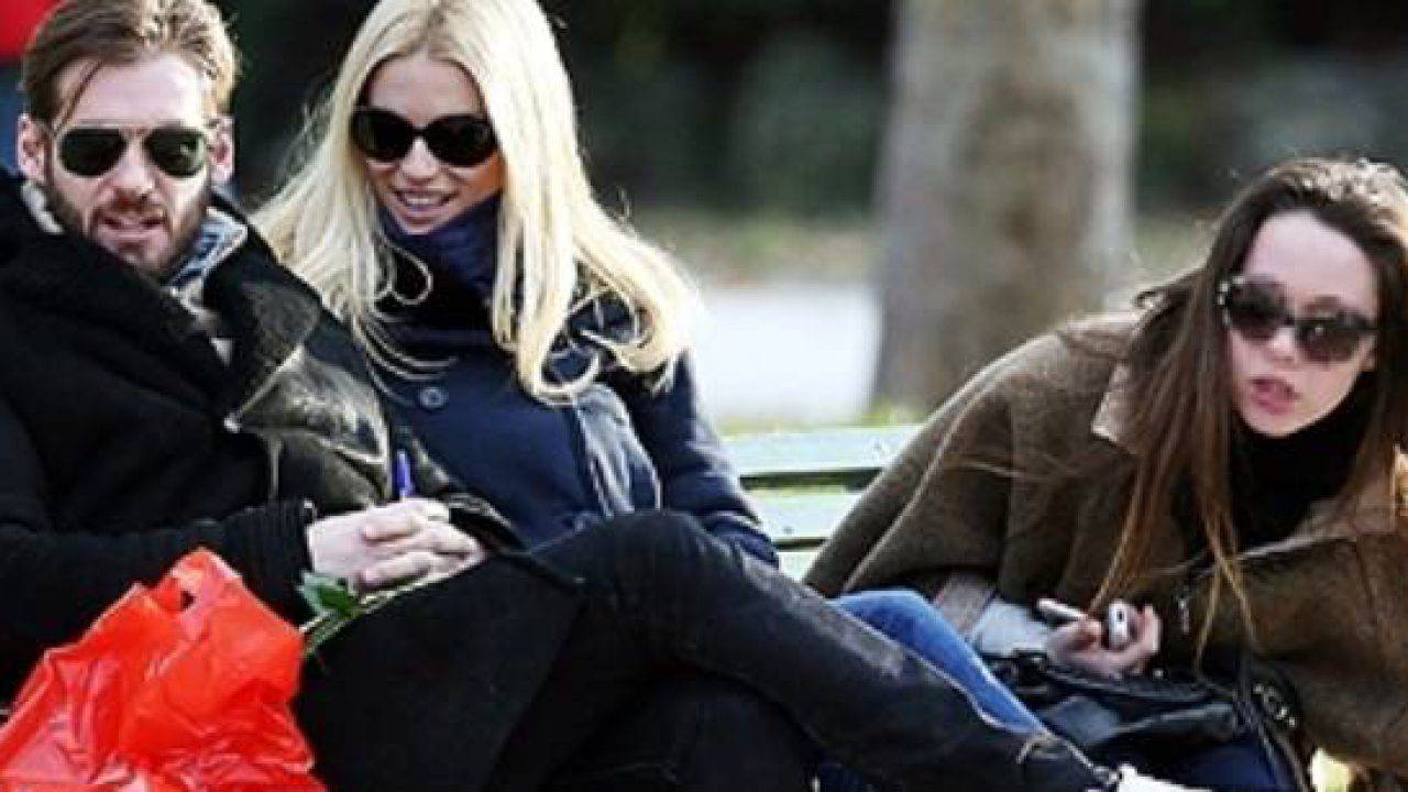 Michelle Hunziker Con Tomaso Trussardi E Aurora Famiglia Perfetta
